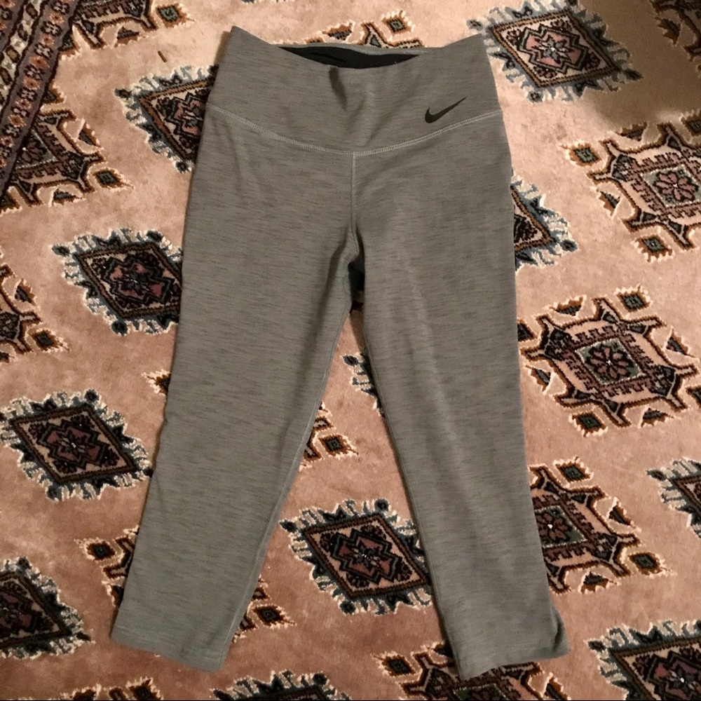 Nike Dri-fit Capri Pants